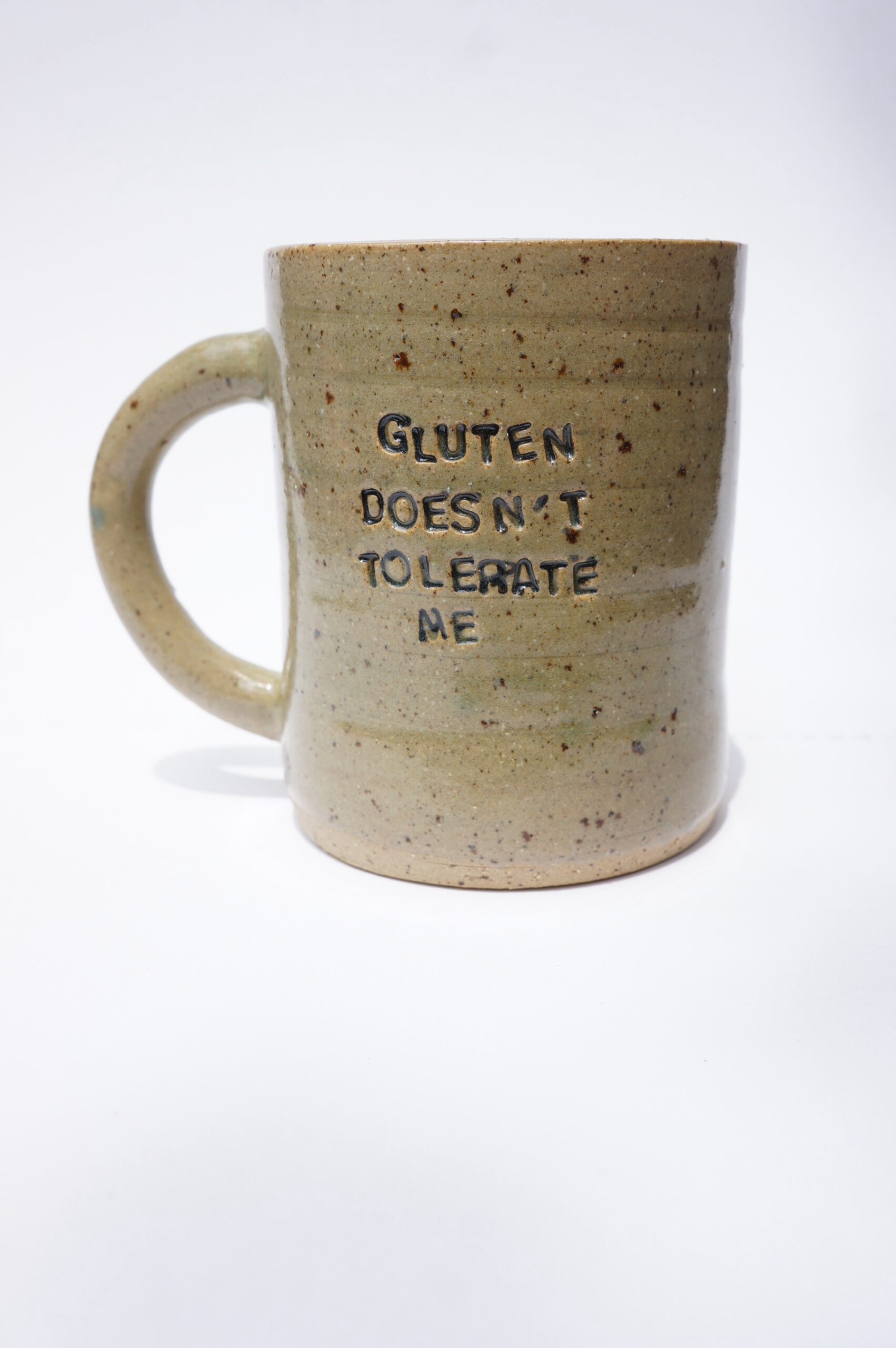 GLUTEN DOESN'T TOLERATE ME reclaim